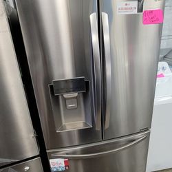 LG Stainless Steel French Door Refrigerator With Double Ice 🧊 Maker 🧊 