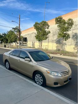 Toyota Camry 2011
