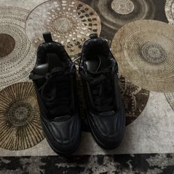 Lv Skate Triple Black Size 46(12)