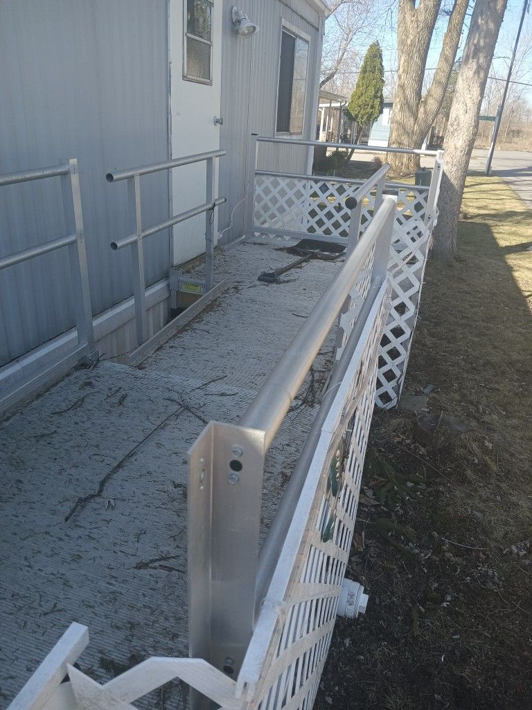 Aluminum Wheelchair Ramp