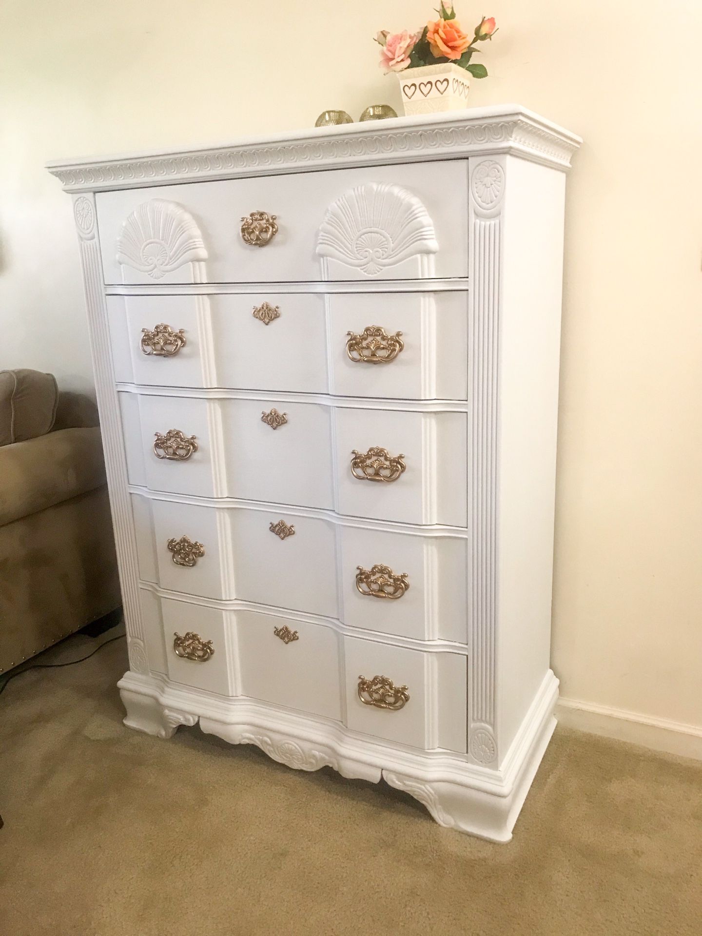 Kathy Ireland tall dresser with 5 drawers