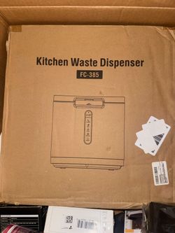Kitchen waste dispenser