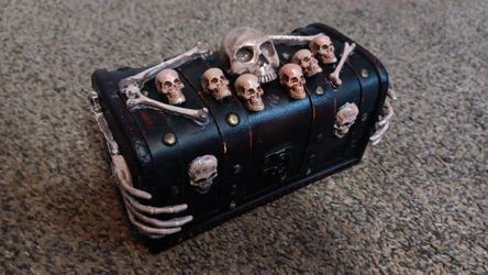 Skull Jewelry Box
