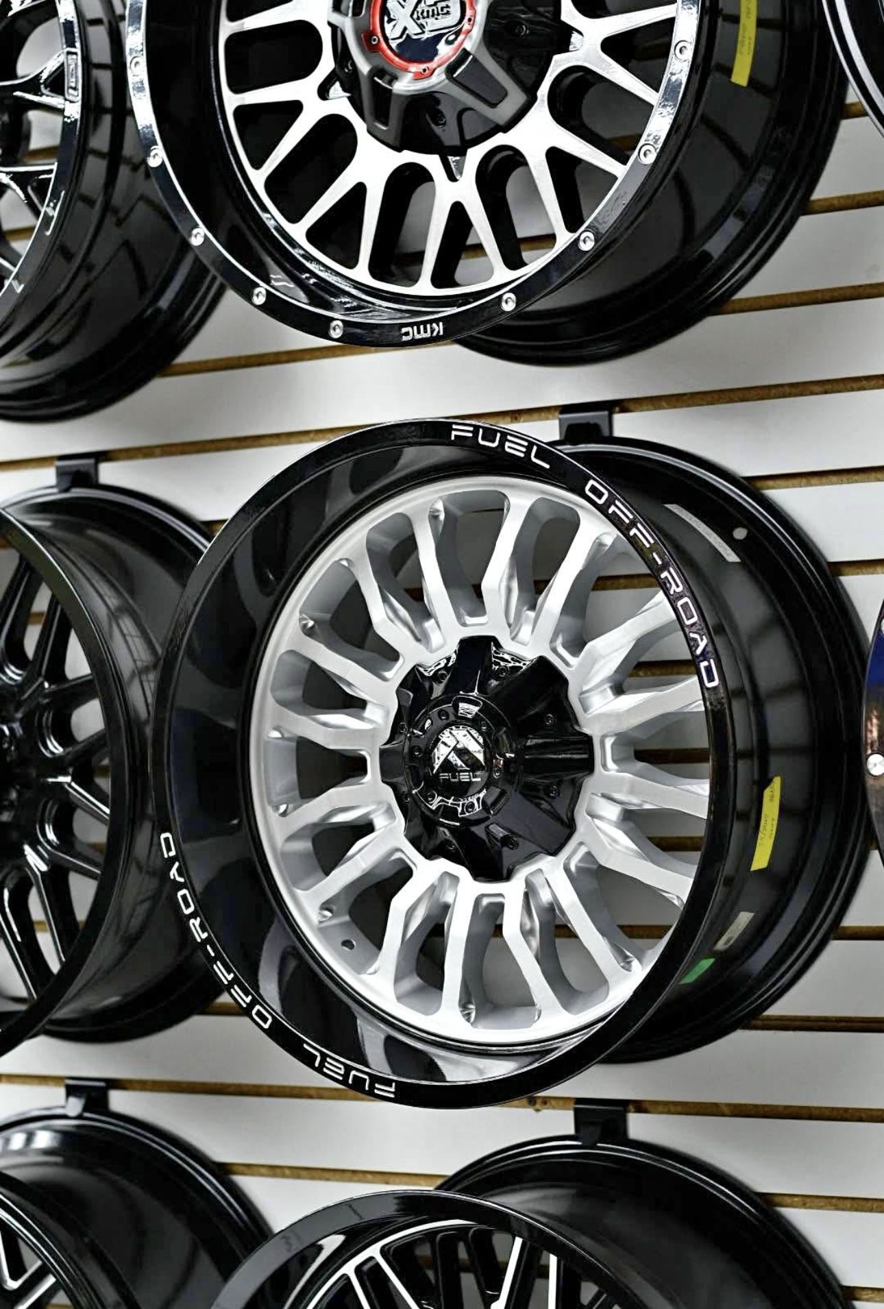 20" Fuel Arc Silver Brushed With Black Lip Wheels For Sale Fits Ford F-150 CHEVY GMC TACOMA TUNDRA