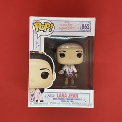 Funko POP Movies To All the Boys-Lara Jean wLetter Collectible Toy #862