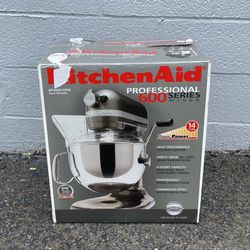 KitchenAid KP26M1XPM 6 Qt. Professional 600 Series Bowl-Lift Stand Mixer - Pearl Metallic