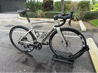 Pinarello F5 Shimano 105 di2