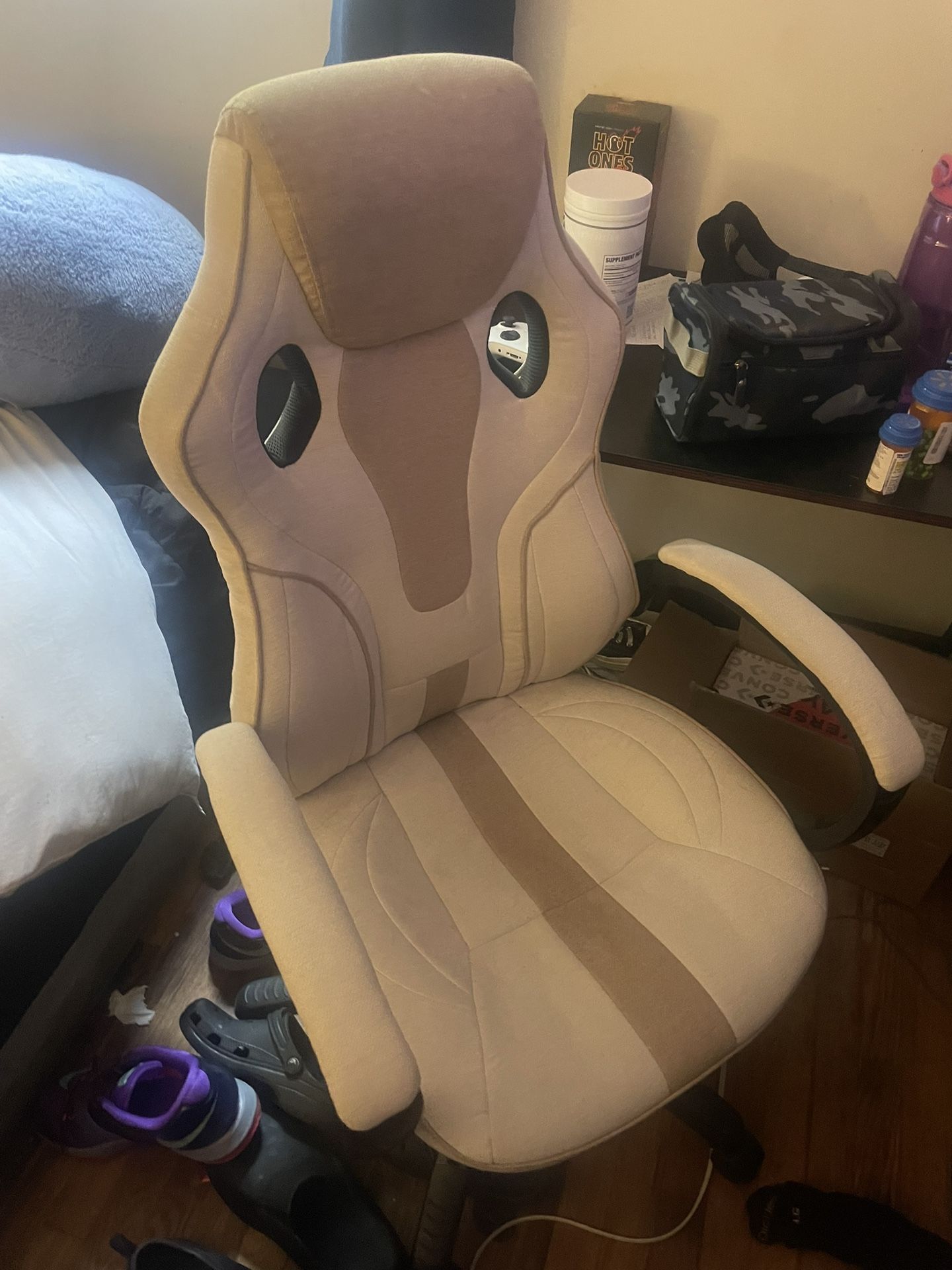 55” Tv And Desk And Gaming Chair And Monitor