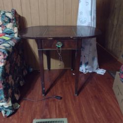 End Table With Two Folding Leafs And Drawer