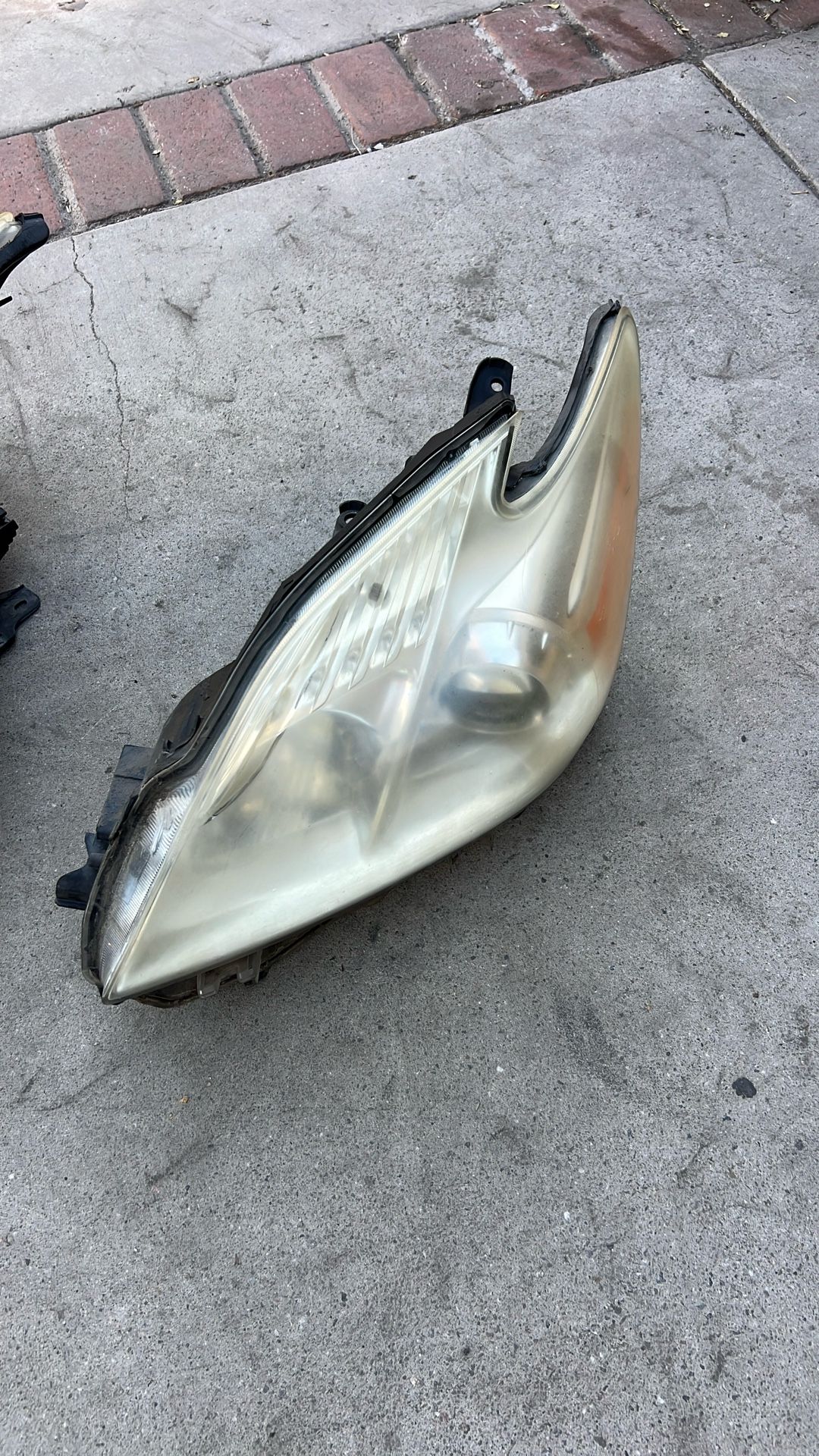 2010 Toyota Prius Headlight Left Side 