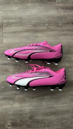 Kids soccer cleats 