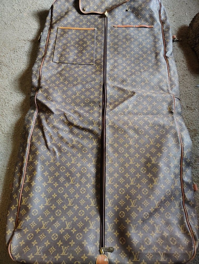 Louis Vuitton Garment Bag