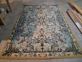 Area rug