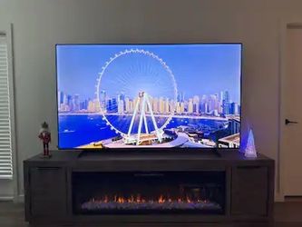 Samsung 65” QLED 4K Smart TV + Samsung Ultra Slim Soundbar HW-S700D 3.1 ch Sub Woofer