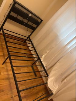 Twin mattress frame