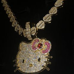 18k Gold Plated Hello Kitty Pendant & Heart Chain 