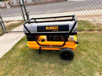 DEWALT
190,000 BTU Heavy Duty Forced Air Kerosene Outdoor Heater
