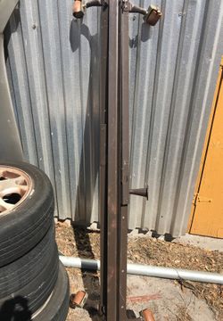 Queen size bed frame excellent condition with center support $30