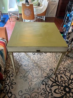 33x33x30 in table desk
