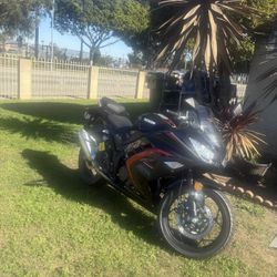 2025 Boom Motorcycle 