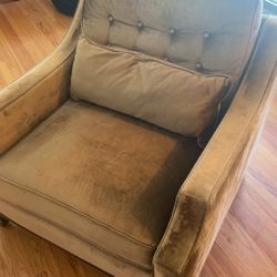 Sofa Chair With Cushions And Pillow 