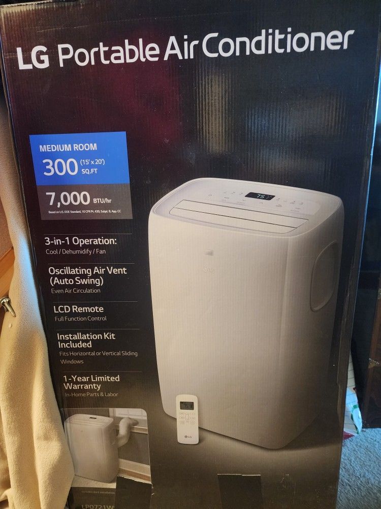 LG PORTABLE AIR CONDITIONER IN BOX