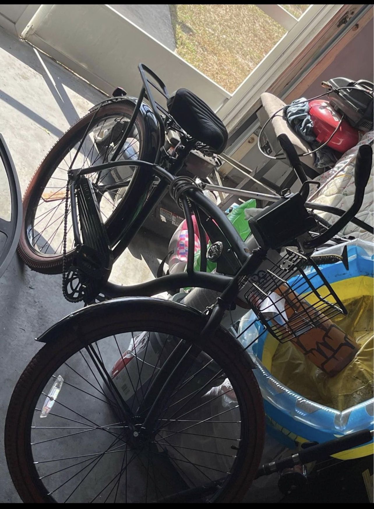 Nice Huffy Nel Lusso Almost New Used 4 Times..