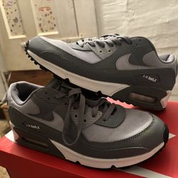 Air Max 90 Size 9.5 Men 