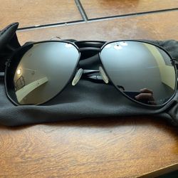 Oakleys Contrail Sunglasses