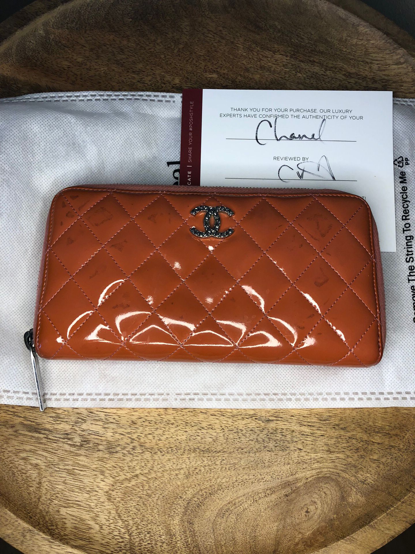 EUC Chanel Diamond stitched Patent Leather Wallet