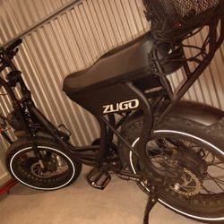Zugo Electric Step Thru Bike. Like New!!