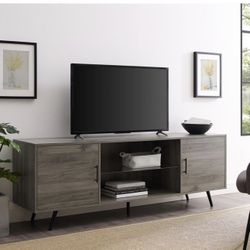 Walker Edison TV Shelf