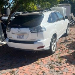 Lexus RX 330 Year 2004 White