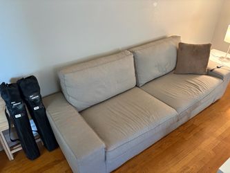 Kivik Couch