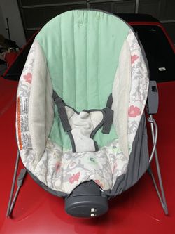 Bounce NB chair and bath time for NB