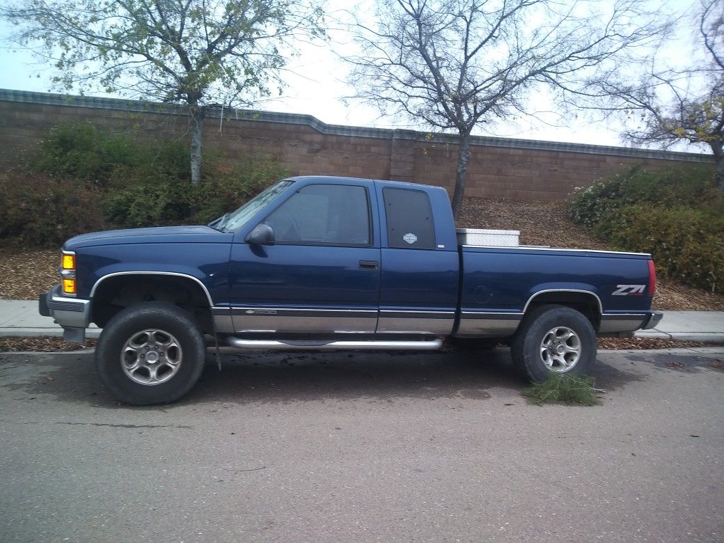 1998 Chevrolet C/K 1500 Series