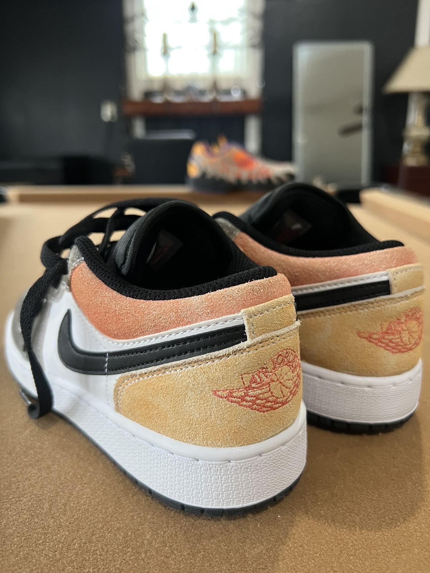 “Flight Club” Low