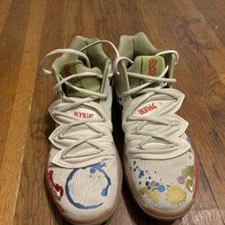 Nike Kyrie Bandulu 5s Size 9.5. 