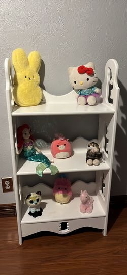 Juguetería de madera para cuatro de niños