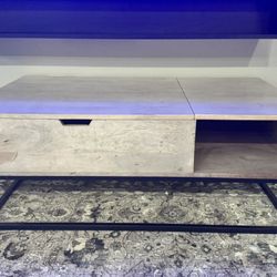 Coffee Table With Storage Good Condition 