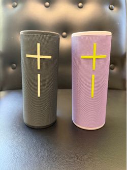 2 Ultimate Ears BOOM 4 Portable Bluetooth Wireless USB-C Speakers Black & Lilac