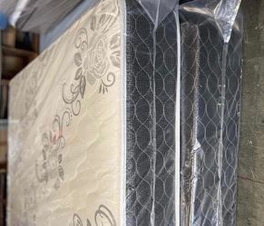 Deluxe brand Queen size set