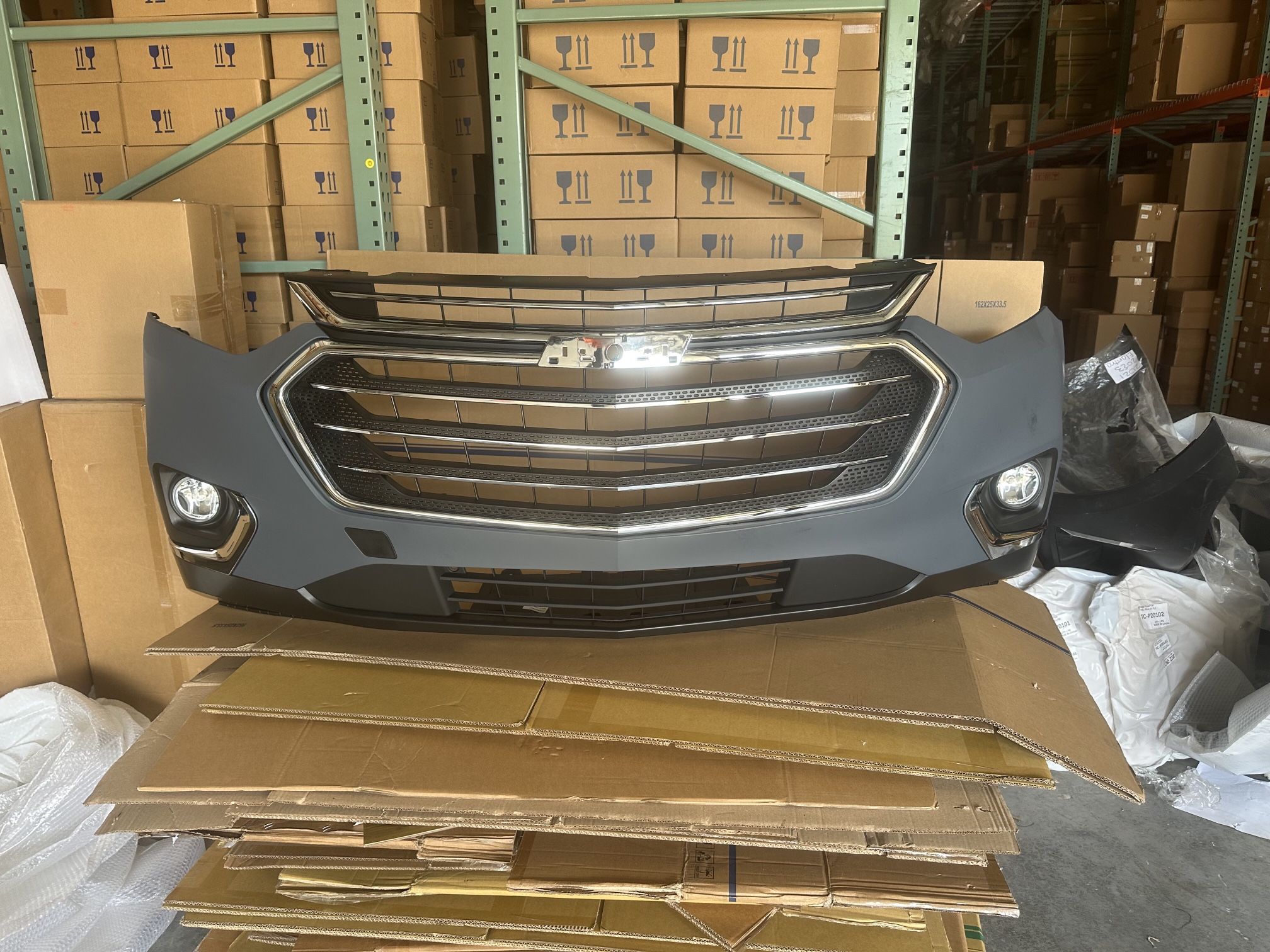 Complete Front Bumper Assembly With Grilles And Fog Lights For 2018 2019 2020 2021 Chevy Chevrolet Traverse