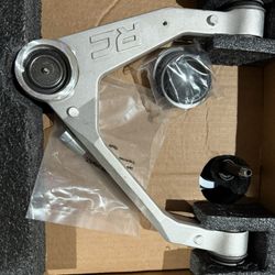 Rough Country Upper Control Arms (New)