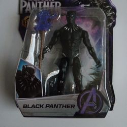 MARVEL BLACK PANTHER ACTION FiGURE