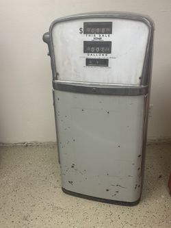 Antique Gas Pump