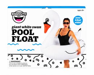Big mouth pool float