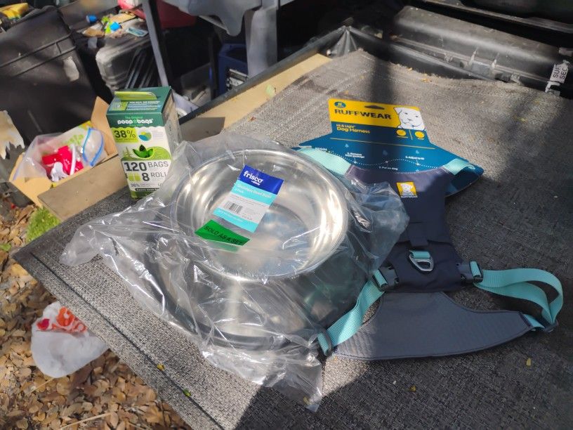 Items For Medium Size Dog 2 Stainless Bowls For Feeding Package Of 120 Poop Bags And A Ruffwear Size Med All New