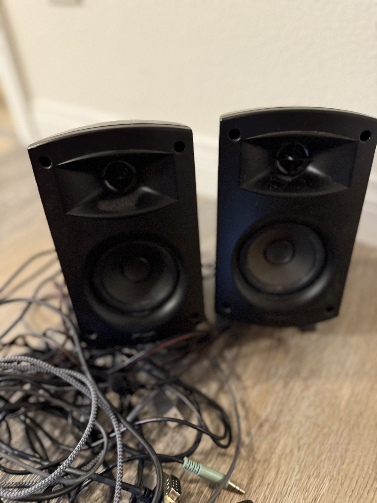 Klipsch Pro Media 2.1 Speakers