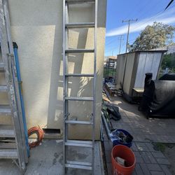 Aluminum 8’ Extension Ladder Straight